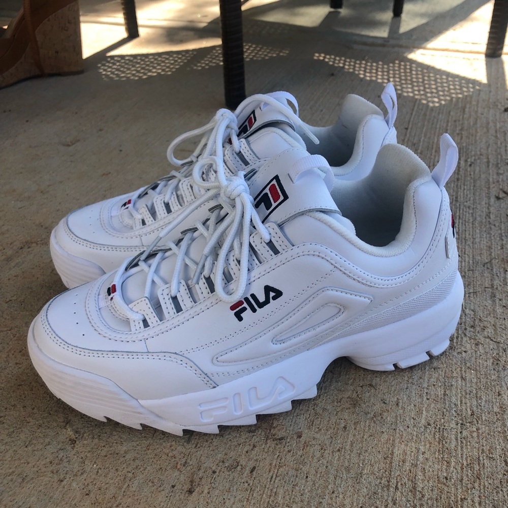 Never been worn chunky filas size 9